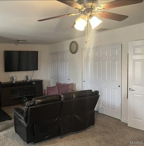 14122 Candlewyck Place Court, Florissant, MO 63034