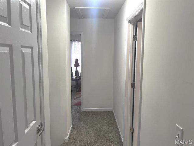 14122 Candlewyck Place Court, Florissant, MO 63034