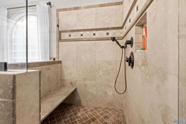 233 River Ridge Road, Gadsden, AL 35901