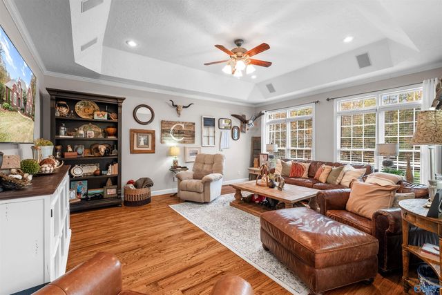 233 River Ridge Road, Gadsden, AL 35901