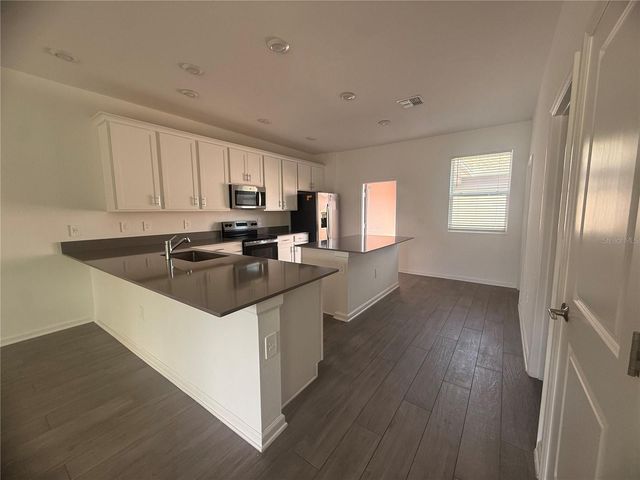 1661 CROSS PRAIRIE PARKWAY, Kissimmee, FL 34744