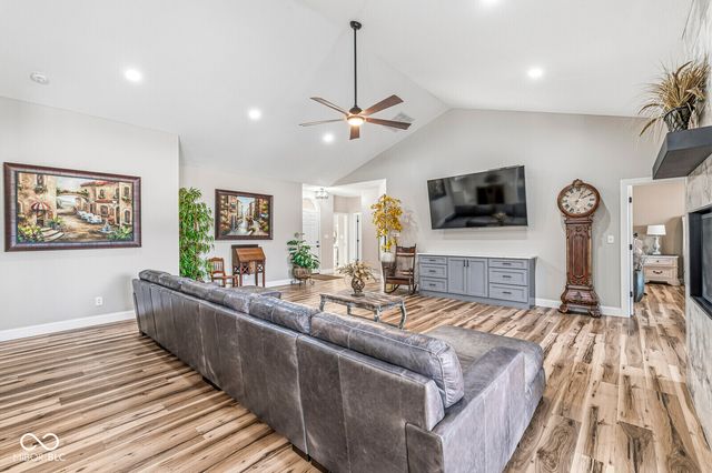 4406 Quail Creek Trace N, Pittsboro, IN 46167