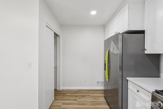 21 Wellington Court, Sayreville, NJ 08872