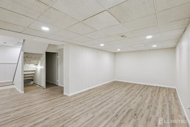 21 Wellington Court, Sayreville, NJ 08872