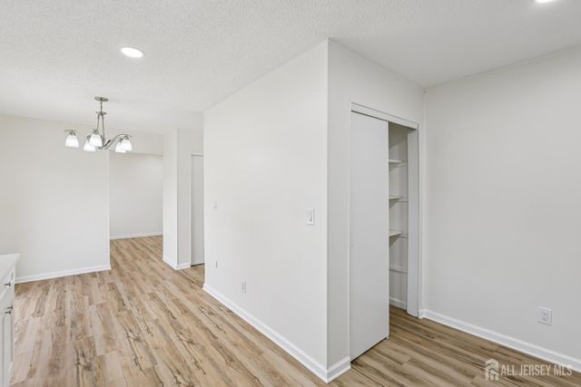 21 Wellington Court, Sayreville, NJ 08872