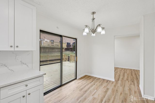 21 Wellington Court, Sayreville, NJ 08872