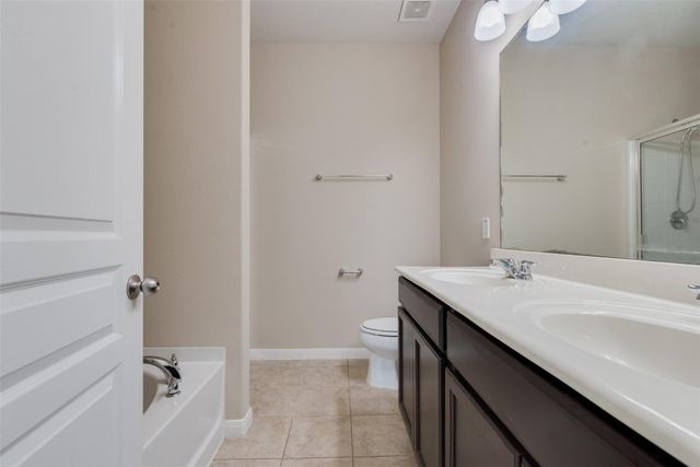 8127 Running Brook Lane, Richmond, TX 77469