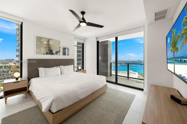 159 NE 6th St 2915, Miami, FL 33132