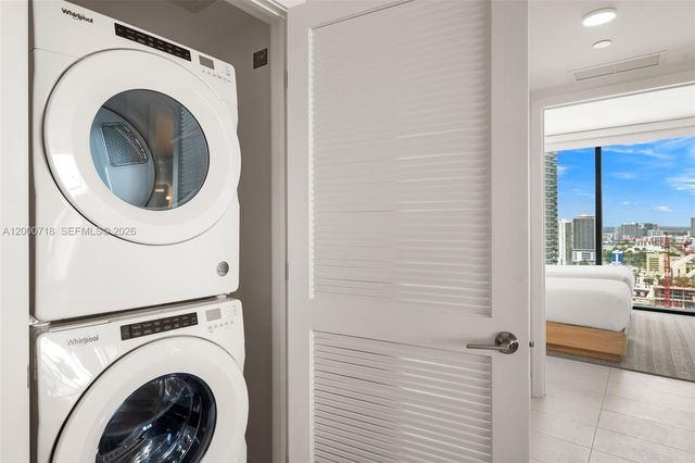 159 NE 6th St 2915, Miami, FL 33132