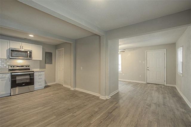 1315 N Mccoy Street, Independence, MO 64050