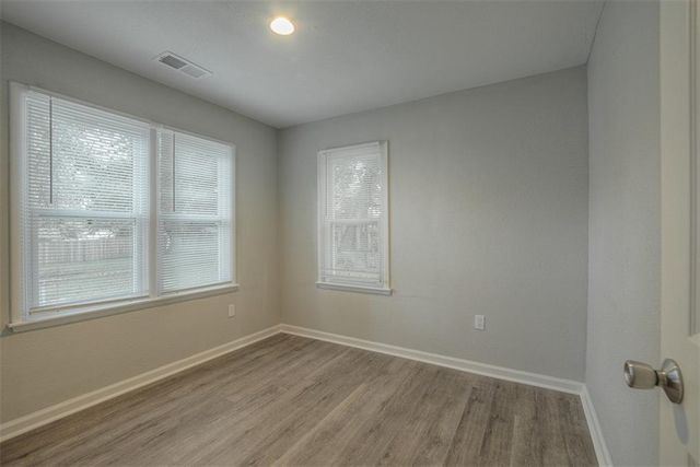 1315 N Mccoy Street, Independence, MO 64050