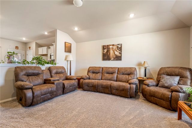 2820 Murphy Street, Pea Ridge, AR 72751