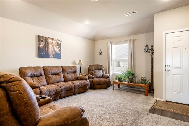 2820 Murphy Street, Pea Ridge, AR 72751