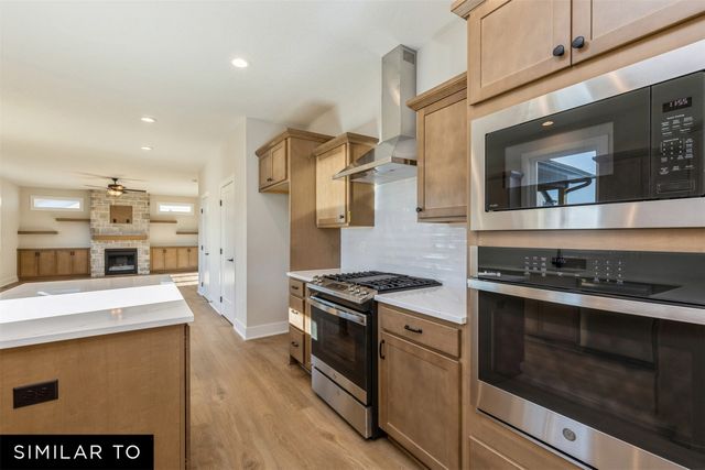 2550 SE Florence Drive, Waukee, IA 50263