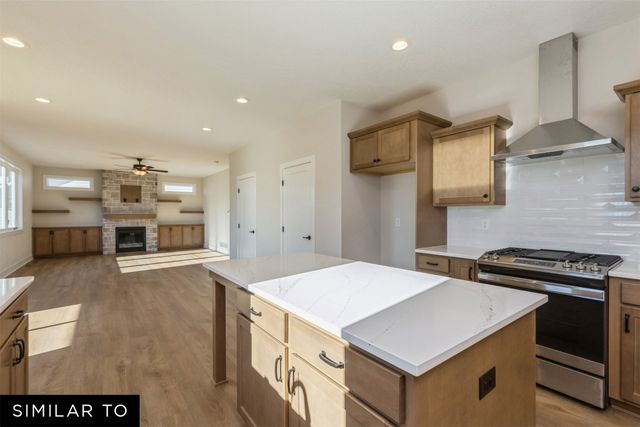 2550 SE Florence Drive, Waukee, IA 50263