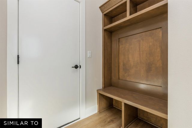 2550 SE Florence Drive, Waukee, IA 50263