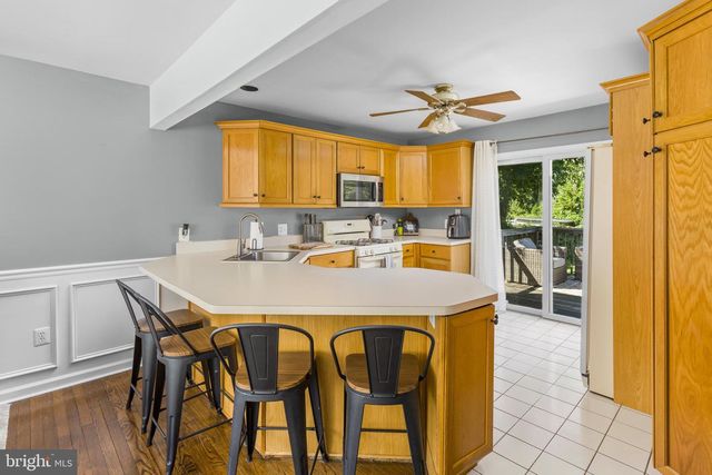 2347 KINKORA RD, Bordentown, NJ 08505