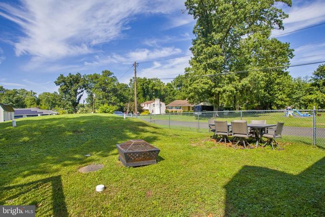 2347 KINKORA RD, Bordentown, NJ 08505