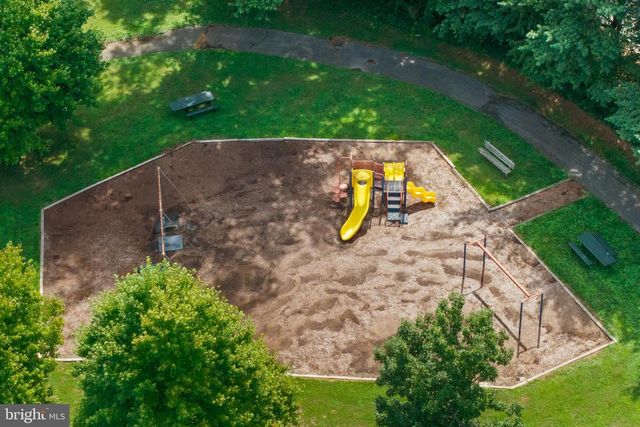 2347 KINKORA RD, Bordentown, NJ 08505