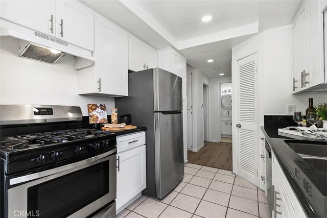 7129 Cerritos Avenue 7, Stanton, CA 90680