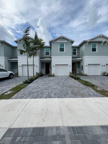 5427 Flannigan Way, Greenacres, FL 33463