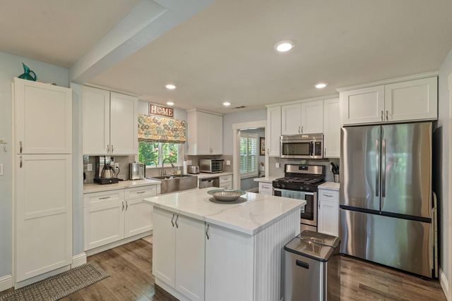 2111 Waudman, Stockton, CA 95209