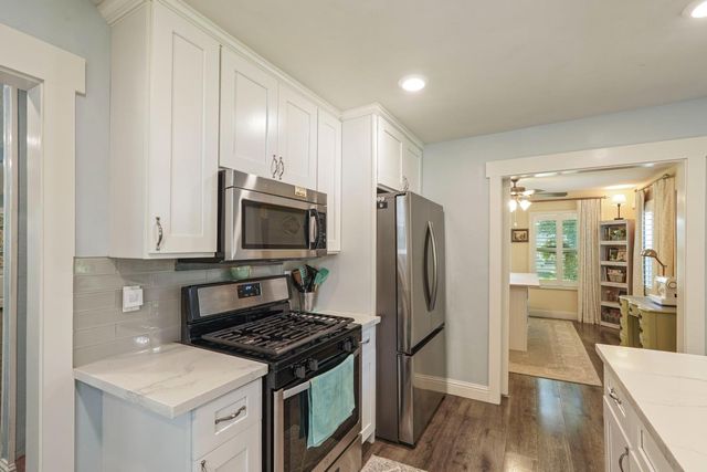 2111 Waudman, Stockton, CA 95209