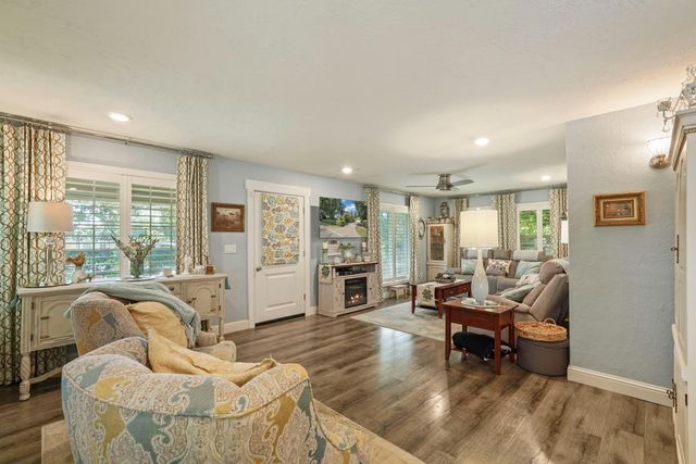 2111 Waudman, Stockton, CA 95209