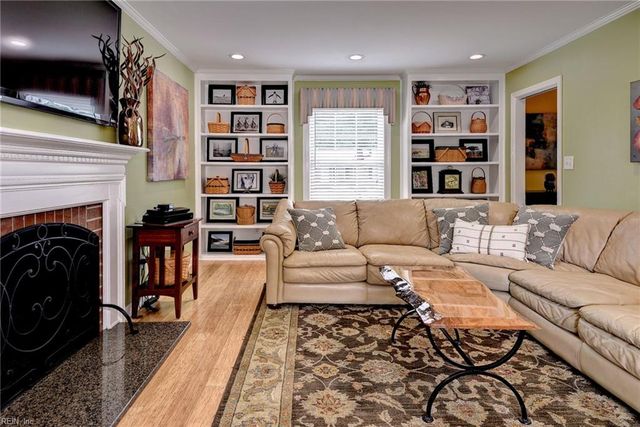 700 Prescott CIR, Newport News, VA 23602