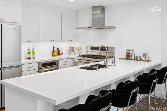 135 Corbett Avenue, San Francisco, CA 94114