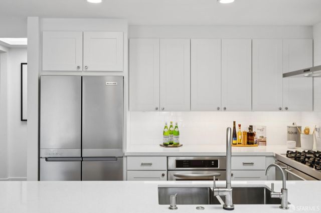 135 Corbett Avenue, San Francisco, CA 94114