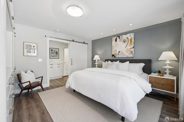 135 Corbett Avenue, San Francisco, CA 94114