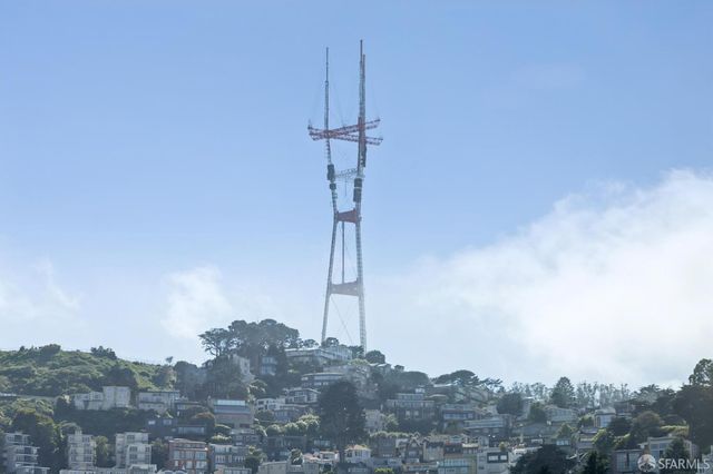 135 Corbett Avenue, San Francisco, CA 94114