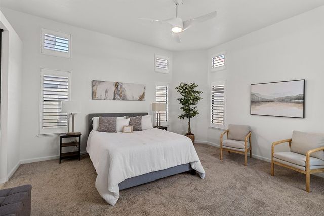 1168 Copper Cottage Ln, Modesto, CA 95355