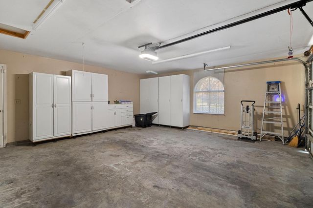 1168 Copper Cottage Ln, Modesto, CA 95355