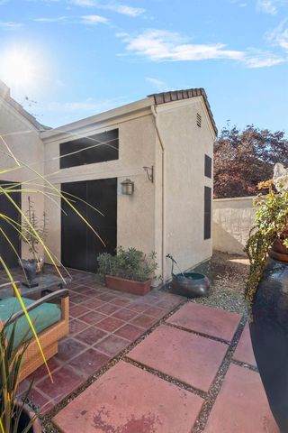 1168 Copper Cottage Ln, Modesto, CA 95355