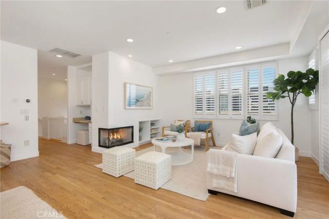 448 23rd Place, Manhattan Beach, CA 90266