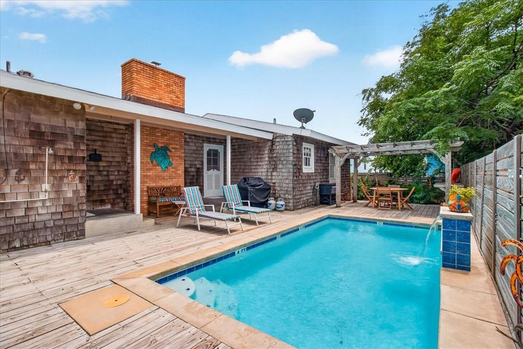 343 Oleander St, Port Aransas, TX 78373 — photo 4