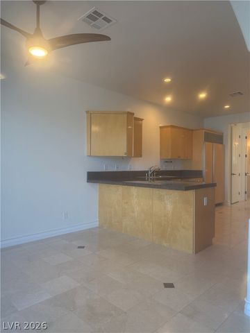 3163 Lido Isle Court, Las Vegas, NV 89117