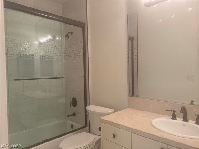 3163 Lido Isle Court, Las Vegas, NV 89117