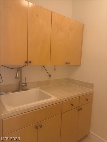 3163 Lido Isle Court, Las Vegas, NV 89117