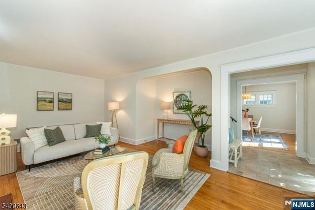39 Essex Avenue, Montclair, NJ 07042
