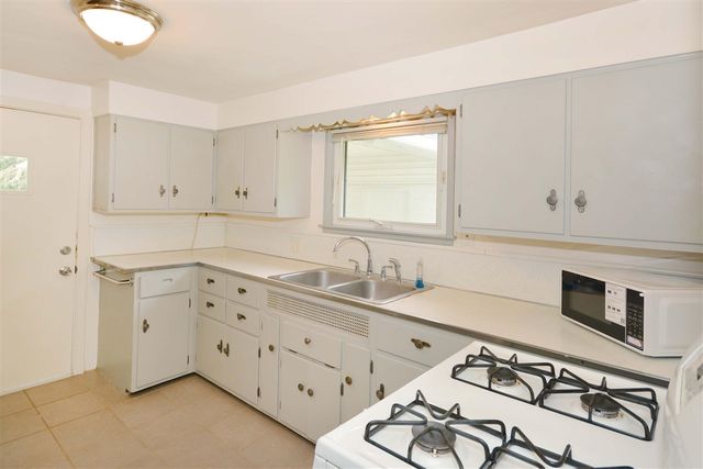5061 Fordham Avenue, Kalamazoo, MI 49048