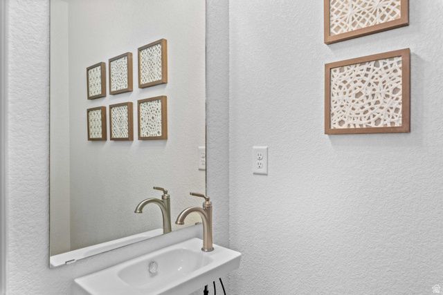 488 N WEBER RIVER ST, Saratoga Springs, UT 84045