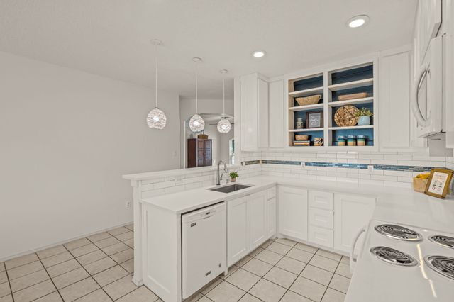 105 Thoroughbred Drive, Krum, TX 76249