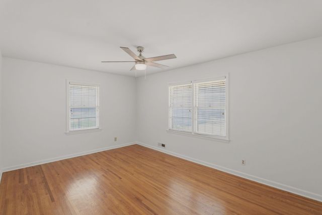 1633 N Charles St, Wichita, KS 67203