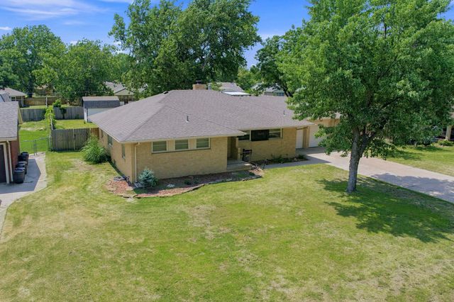 1633 N Charles St, Wichita, KS 67203