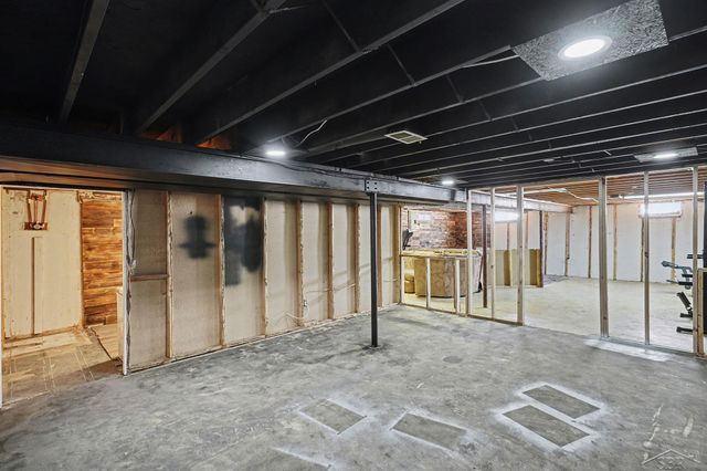 5402 W Farrand Road, Clio, MI 48420