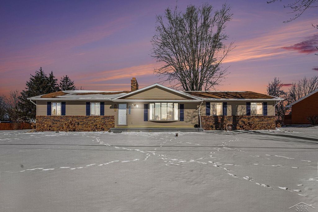 5402 W Farrand Road, Clio, MI 48420