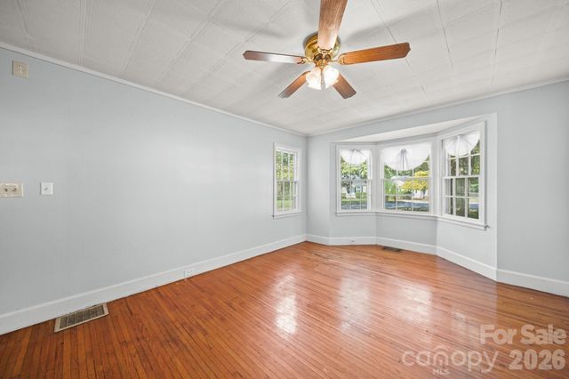 1011 Holland Avenue, Gastonia, NC 28052